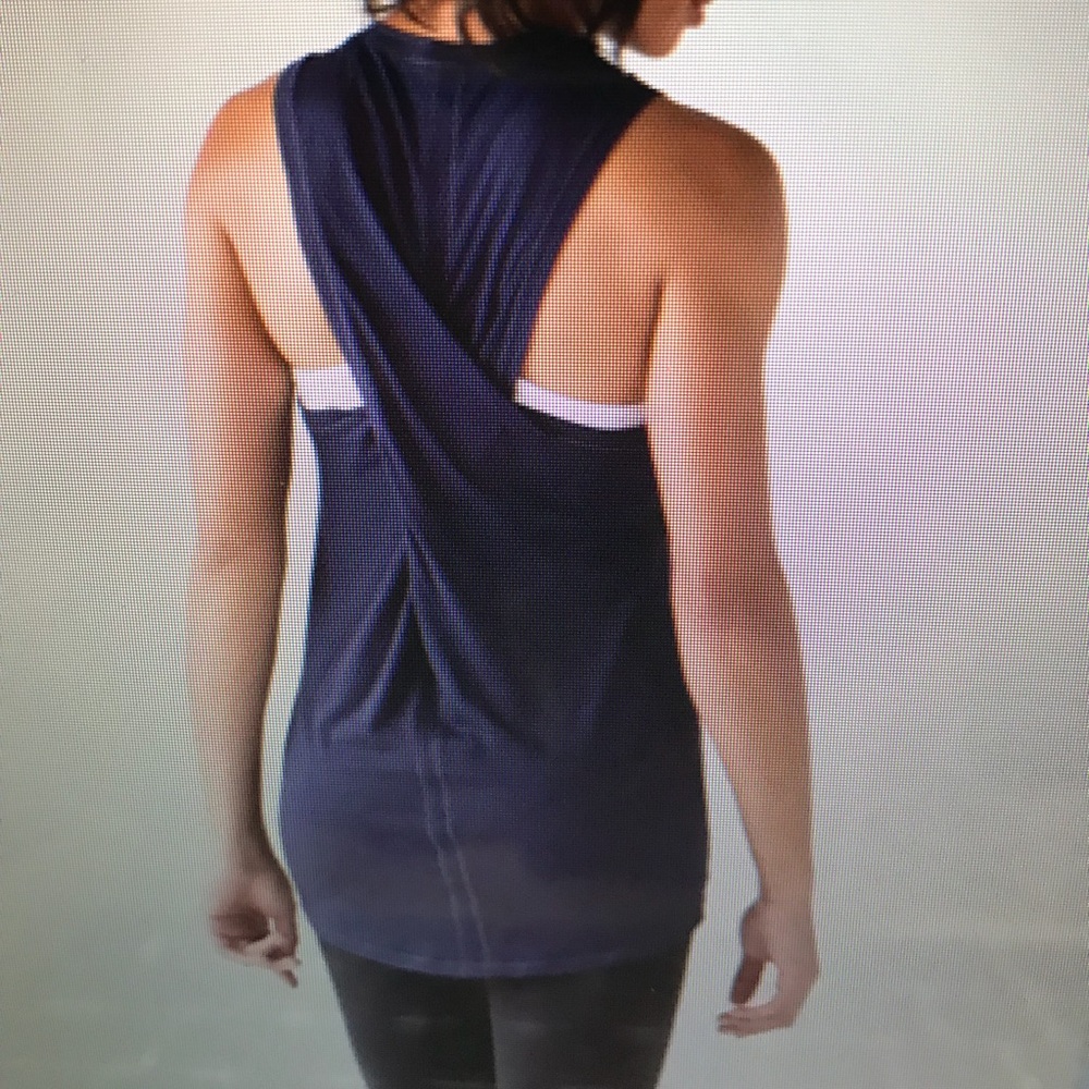 Lululemon Bend and Twist Tank 4